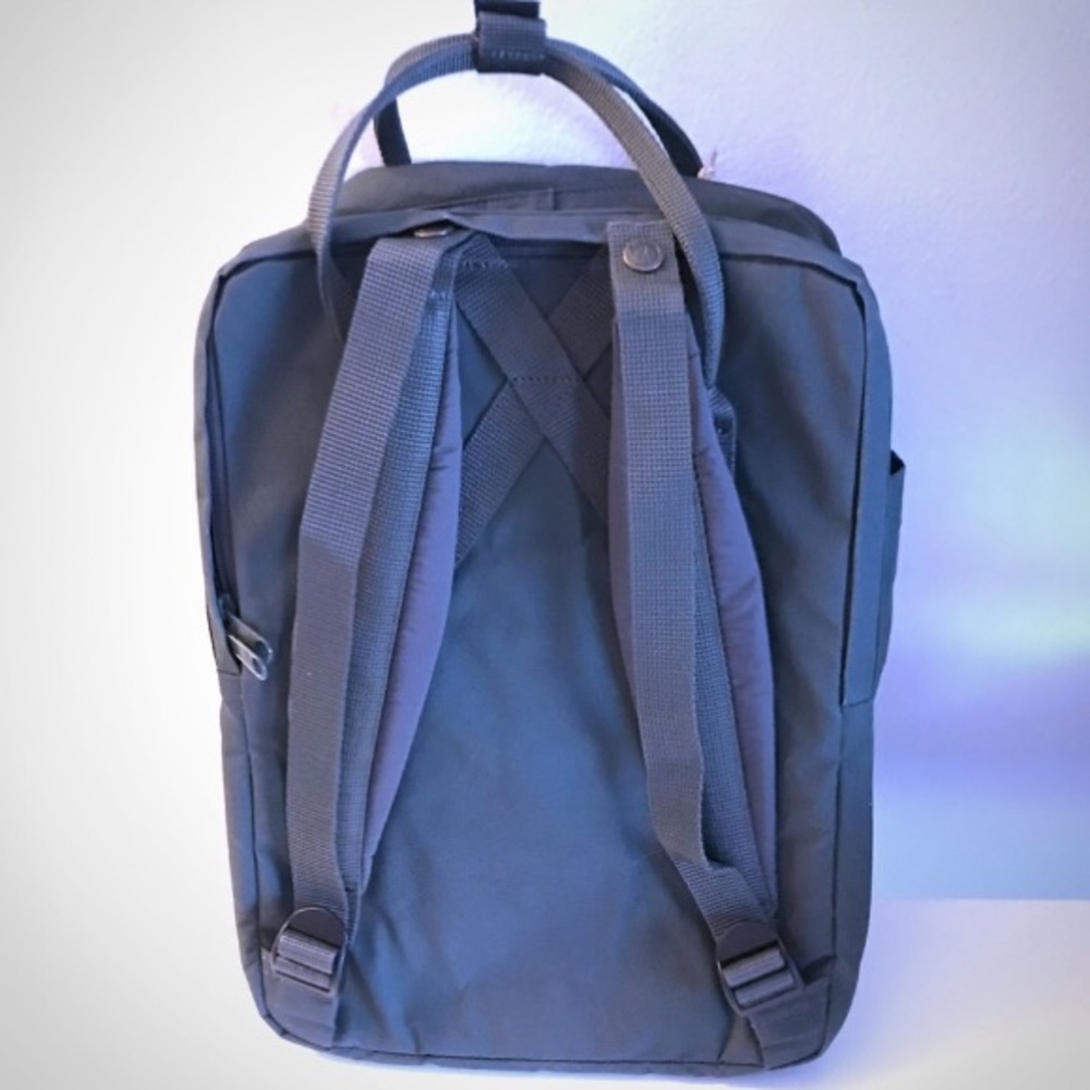 Fjallraven backpack - Picture 3 of 3